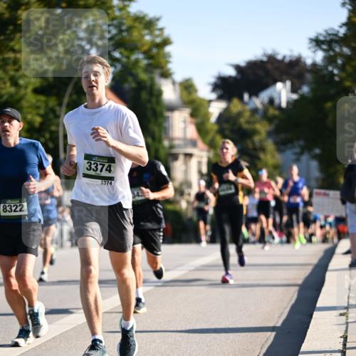 01.09.2024 - BARMER Alsterlauf Dr. Thomas Lammeyer http://msf.ph/oto/6894150 01.09.2024 09:29:39 Laufen 8322, 3374, 3374 meine-sportfotos.de