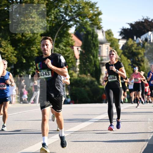 01.09.2024 - BARMER Alsterlauf Dr. Thomas Lammeyer http://msf.ph/oto/6894160 01.09.2024 09:29:40 Laufen 658, 4343, 4686 meine-sportfotos.de
