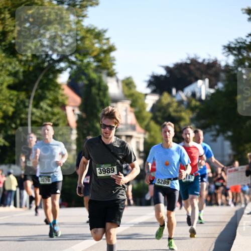 01.09.2024 - BARMER Alsterlauf Dr. Thomas Lammeyer http://msf.ph/oto/6894202 01.09.2024 09:29:49 Laufen 3989, 2070, 5289 meine-sportfotos.de