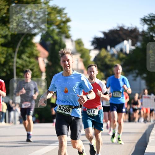 01.09.2024 - BARMER Alsterlauf Dr. Thomas Lammeyer http://msf.ph/oto/6894212 01.09.2024 09:29:51 Laufen 5289, 5181, 2363 meine-sportfotos.de