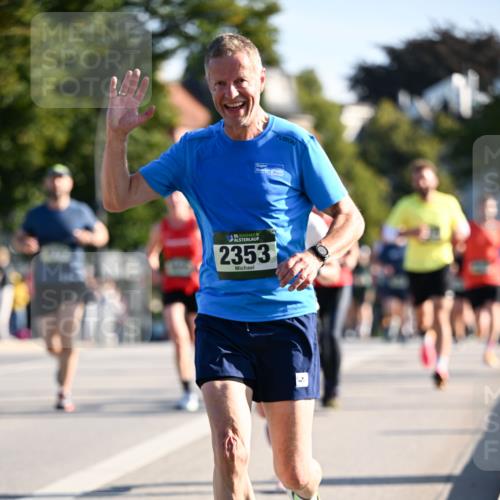 01.09.2024 - BARMER Alsterlauf Dr. Thomas Lammeyer http://msf.ph/oto/6894236 01.09.2024 09:29:54 Laufen 135, 2353 meine-sportfotos.de