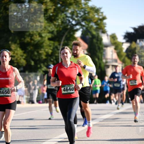 01.09.2024 - BARMER Alsterlauf Dr. Thomas Lammeyer http://msf.ph/oto/6894252 01.09.2024 09:29:57 Laufen 4650, 4640 meine-sportfotos.de