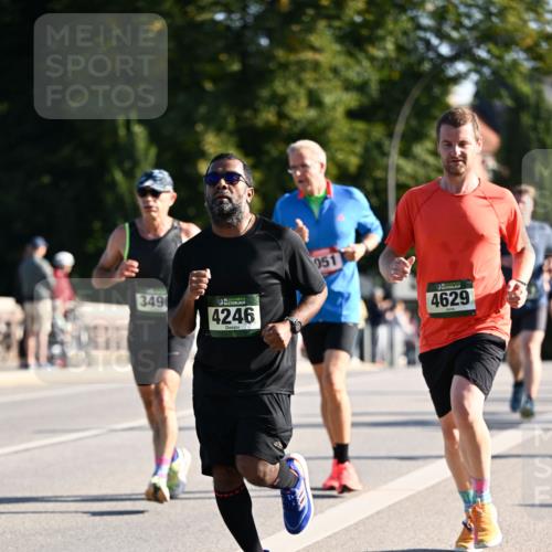 01.09.2024 - BARMER Alsterlauf Dr. Thomas Lammeyer http://msf.ph/oto/6894265 01.09.2024 09:29:59 Laufen 3496, 4246, 051, 4629 meine-sportfotos.de