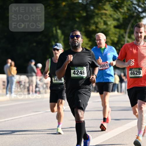 01.09.2024 - BARMER Alsterlauf Dr. Thomas Lammeyer http://msf.ph/oto/6894267 01.09.2024 09:29:59 Laufen 3496, 35, 4246, 5051, 4629 meine-sportfotos.de
