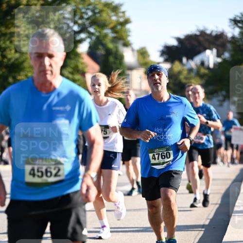 01.09.2024 - BARMER Alsterlauf Dr. Thomas Lammeyer http://msf.ph/oto/6894294 01.09.2024 09:30:04 Laufen 4562, 75, 35, 4760, 4760 meine-sportfotos.de