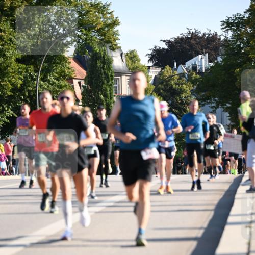 01.09.2024 - BARMER Alsterlauf Dr. Thomas Lammeyer http://msf.ph/oto/6894320 01.09.2024 09:30:08 Laufen  meine-sportfotos.de