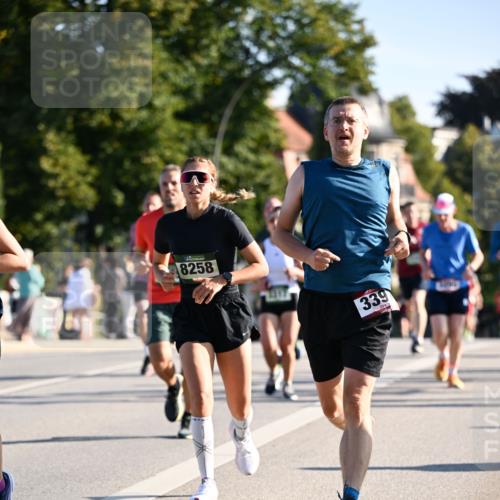 01.09.2024 - BARMER Alsterlauf Dr. Thomas Lammeyer http://msf.ph/oto/6894326 01.09.2024 09:30:09 Laufen 8258, 339 meine-sportfotos.de