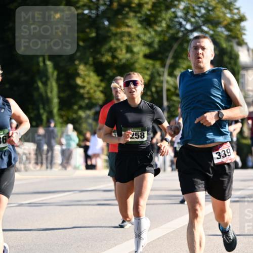 01.09.2024 - BARMER Alsterlauf Dr. Thomas Lammeyer http://msf.ph/oto/6894328 01.09.2024 09:30:09 Laufen 36, 258, 339 meine-sportfotos.de