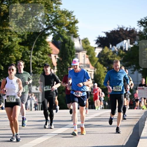 01.09.2024 - BARMER Alsterlauf Dr. Thomas Lammeyer http://msf.ph/oto/6894340 01.09.2024 09:30:11 Laufen 3317, 3, 4818, 3295, 2024 meine-sportfotos.de