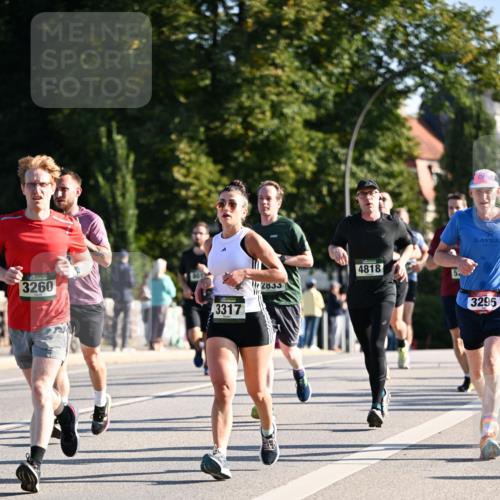 01.09.2024 - BARMER Alsterlauf Dr. Thomas Lammeyer http://msf.ph/oto/6894342 01.09.2024 09:30:11 Laufen 3260, 3317, 2833, 4818, 3295 meine-sportfotos.de