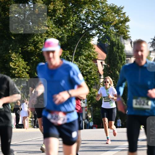 01.09.2024 - BARMER Alsterlauf Dr. Thomas Lammeyer http://msf.ph/oto/6894355 01.09.2024 09:30:13 Laufen 5202 meine-sportfotos.de