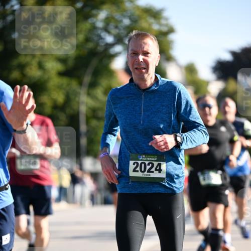 01.09.2024 - BARMER Alsterlauf Dr. Thomas Lammeyer http://msf.ph/oto/6894360 01.09.2024 09:30:14 Laufen 35, 2024 meine-sportfotos.de