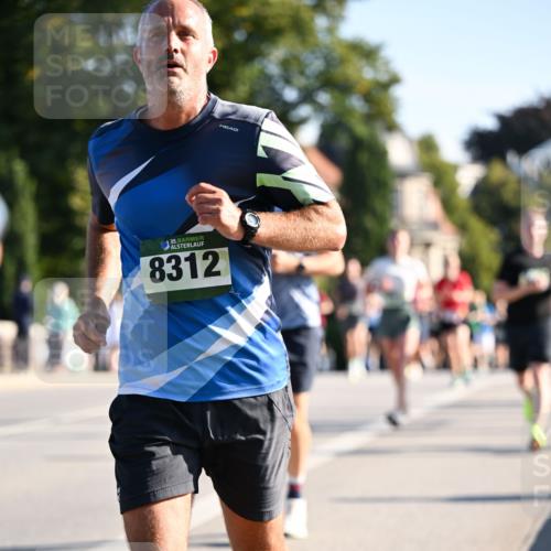 01.09.2024 - BARMER Alsterlauf Dr. Thomas Lammeyer http://msf.ph/oto/6894378 01.09.2024 09:30:17 Laufen 35, 8312 meine-sportfotos.de