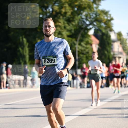 01.09.2024 - BARMER Alsterlauf Dr. Thomas Lammeyer http://msf.ph/oto/6894385 01.09.2024 09:30:18 Laufen 35, 8269 meine-sportfotos.de