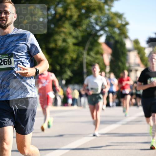 01.09.2024 - BARMER Alsterlauf Dr. Thomas Lammeyer http://msf.ph/oto/6894390 01.09.2024 09:30:19 Laufen 35, 269 meine-sportfotos.de