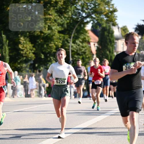 01.09.2024 - BARMER Alsterlauf Dr. Thomas Lammeyer http://msf.ph/oto/6894395 01.09.2024 09:30:19 Laufen 5229, 3720, 30 meine-sportfotos.de