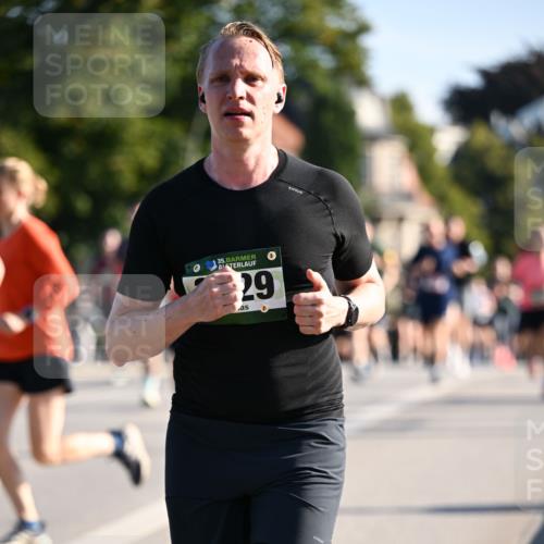 01.09.2024 - BARMER Alsterlauf Dr. Thomas Lammeyer http://msf.ph/oto/6894405 01.09.2024 09:30:21 Laufen 35, 29 meine-sportfotos.de