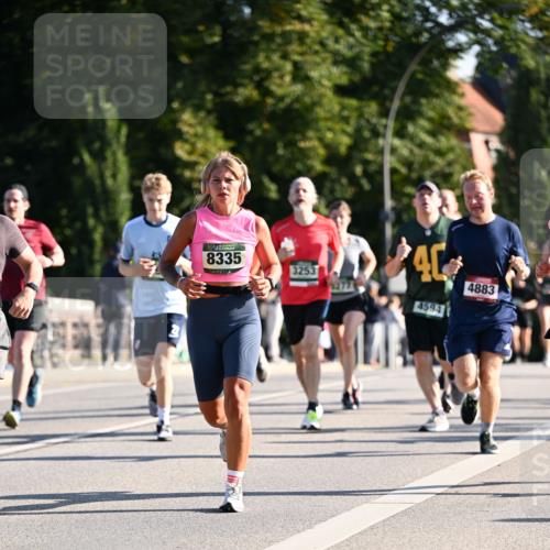 01.09.2024 - BARMER Alsterlauf Dr. Thomas Lammeyer http://msf.ph/oto/6894420 01.09.2024 09:30:24 Laufen 8335, 3253, 4594, 4883 meine-sportfotos.de