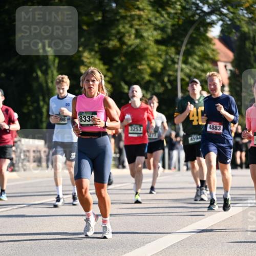 01.09.2024 - BARMER Alsterlauf Dr. Thomas Lammeyer http://msf.ph/oto/6894421 01.09.2024 09:30:24 Laufen 98, 8335, 3253, 4594, 4883 meine-sportfotos.de