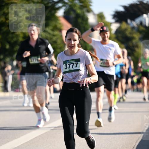 01.09.2024 - BARMER Alsterlauf Dr. Thomas Lammeyer http://msf.ph/oto/6894440 01.09.2024 09:30:27 Laufen 3777 meine-sportfotos.de
