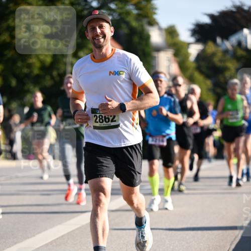 01.09.2024 - BARMER Alsterlauf Dr. Thomas Lammeyer http://msf.ph/oto/6894453 01.09.2024 09:30:29 Laufen 2862, 3410 meine-sportfotos.de