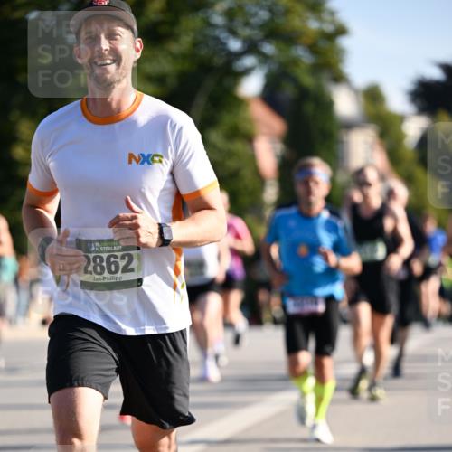 01.09.2024 - BARMER Alsterlauf Dr. Thomas Lammeyer http://msf.ph/oto/6894459 01.09.2024 09:30:29 Laufen 35, 2862 meine-sportfotos.de