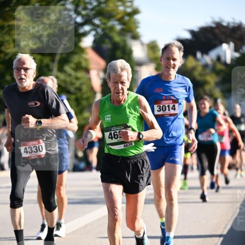 01.09.2024 - BARMER Alsterlauf Dr. Thomas Lammeyer http://msf.ph/oto/6894480 01.09.2024 09:30:32 Laufen 3014, 4330, 5, 46, 4626 meine-sportfotos.de