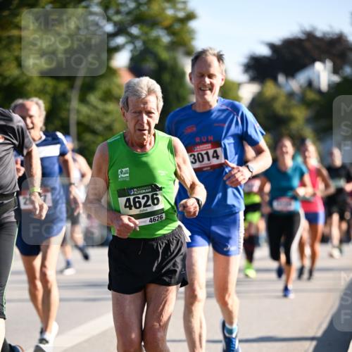 01.09.2024 - BARMER Alsterlauf Dr. Thomas Lammeyer http://msf.ph/oto/6894483 01.09.2024 09:30:33 Laufen 35, 4626, 4626, 3014 meine-sportfotos.de