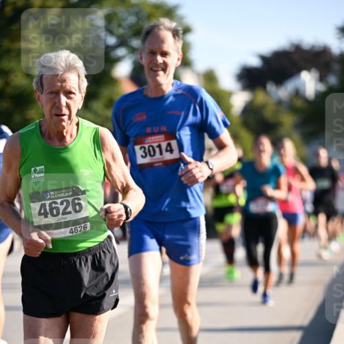01.09.2024 - BARMER Alsterlauf Dr. Thomas Lammeyer http://msf.ph/oto/6894487 01.09.2024 09:30:33 Laufen 35, 4626, 4626, 3014 meine-sportfotos.de