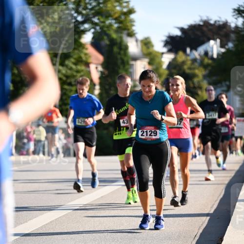 01.09.2024 - BARMER Alsterlauf Dr. Thomas Lammeyer http://msf.ph/oto/6894495 01.09.2024 09:30:35 Laufen 529, 43, 2129, 3417 meine-sportfotos.de