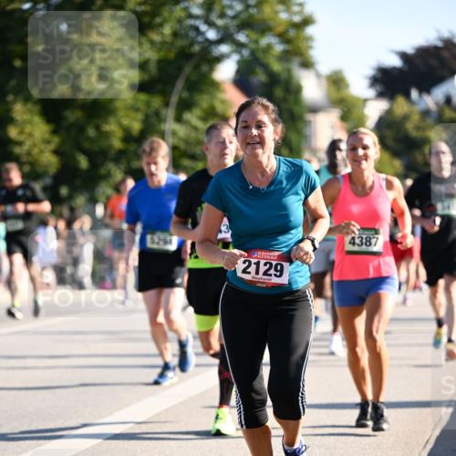 01.09.2024 - BARMER Alsterlauf Dr. Thomas Lammeyer http://msf.ph/oto/6894504 01.09.2024 09:30:36 Laufen 135, 2129, 4387 meine-sportfotos.de