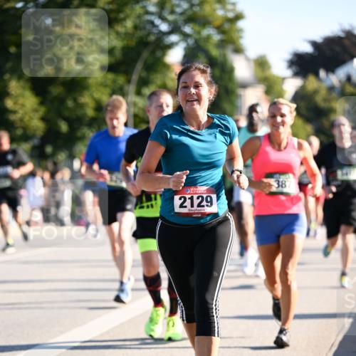 01.09.2024 - BARMER Alsterlauf Dr. Thomas Lammeyer http://msf.ph/oto/6894505 01.09.2024 09:30:36 Laufen 2129, 387 meine-sportfotos.de