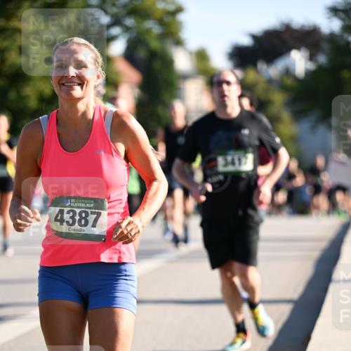 01.09.2024 - BARMER Alsterlauf Dr. Thomas Lammeyer http://msf.ph/oto/6894517 01.09.2024 09:30:38 Laufen 135, 4387, 3417 meine-sportfotos.de