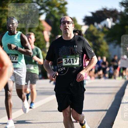 01.09.2024 - BARMER Alsterlauf Dr. Thomas Lammeyer http://msf.ph/oto/6894520 01.09.2024 09:30:38 Laufen 377, 3377, 2, 22, 135, 3417 meine-sportfotos.de