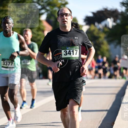 01.09.2024 - BARMER Alsterlauf Dr. Thomas Lammeyer http://msf.ph/oto/6894521 01.09.2024 09:30:38 Laufen 1, 3377, 3377, 35, 3417 meine-sportfotos.de