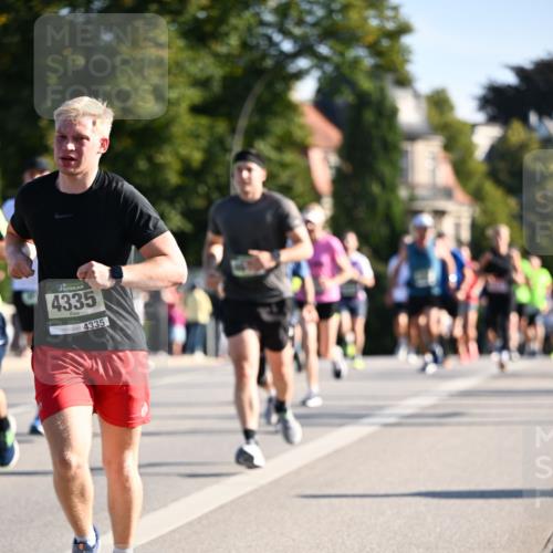 01.09.2024 - BARMER Alsterlauf Dr. Thomas Lammeyer http://msf.ph/oto/6894544 01.09.2024 09:30:42 Laufen 4335, 4335 meine-sportfotos.de