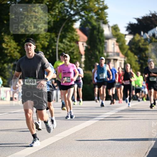 01.09.2024 - BARMER Alsterlauf Dr. Thomas Lammeyer http://msf.ph/oto/6894549 01.09.2024 09:30:43 Laufen 4649 meine-sportfotos.de