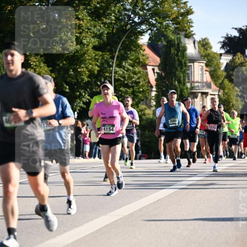 01.09.2024 - BARMER Alsterlauf Dr. Thomas Lammeyer http://msf.ph/oto/6894553 01.09.2024 09:30:44 Laufen 4154, 33352, 3060, 55, 2215, 2156, 2728 meine-sportfotos.de
