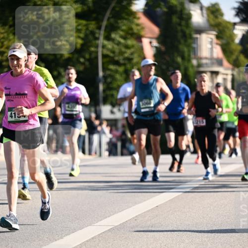 01.09.2024 - BARMER Alsterlauf Dr. Thomas Lammeyer http://msf.ph/oto/6894561 01.09.2024 09:30:45 Laufen 1975, 415 meine-sportfotos.de