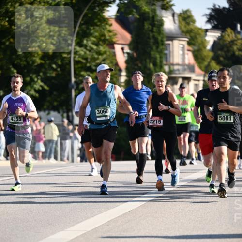 01.09.2024 - BARMER Alsterlauf Dr. Thomas Lammeyer http://msf.ph/oto/6894564 01.09.2024 09:30:45 Laufen 4355, 4355, 3060, 4954, 2215, 4725, 5001 meine-sportfotos.de