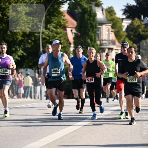 01.09.2024 - BARMER Alsterlauf Dr. Thomas Lammeyer http://msf.ph/oto/6894565 01.09.2024 09:30:46 Laufen 4355, 4355, 3060, 3060, 2215, 5001 meine-sportfotos.de