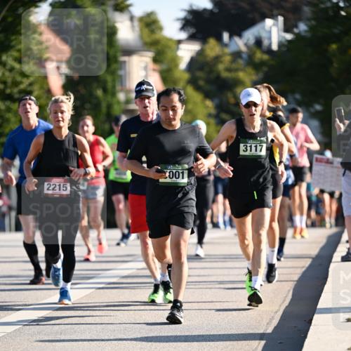 01.09.2024 - BARMER Alsterlauf Dr. Thomas Lammeyer http://msf.ph/oto/6894573 01.09.2024 09:30:47 Laufen 2215, 001, 3117 meine-sportfotos.de