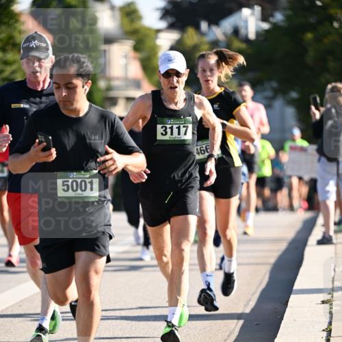 01.09.2024 - BARMER Alsterlauf Dr. Thomas Lammeyer http://msf.ph/oto/6894583 01.09.2024 09:30:48 Laufen 5001, 35, 3117, 466 meine-sportfotos.de