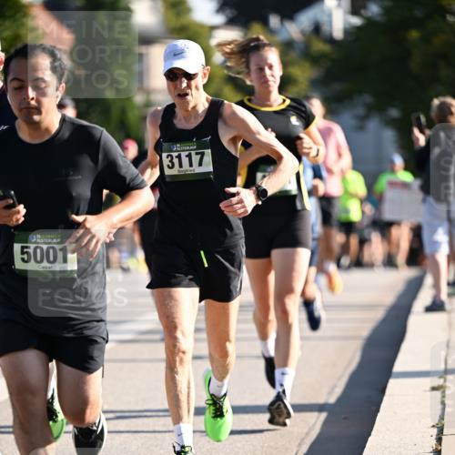 01.09.2024 - BARMER Alsterlauf Dr. Thomas Lammeyer http://msf.ph/oto/6894586 01.09.2024 09:30:49 Laufen 35, 5001, 135, 3117 meine-sportfotos.de