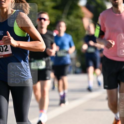 01.09.2024 - BARMER Alsterlauf Dr. Thomas Lammeyer http://msf.ph/oto/6894621 01.09.2024 09:30:54 Laufen 1, 02 meine-sportfotos.de