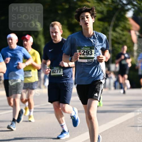 01.09.2024 - BARMER Alsterlauf Dr. Thomas Lammeyer http://msf.ph/oto/6894638 01.09.2024 09:30:56 Laufen 8277, 35, 5293, 5293 meine-sportfotos.de