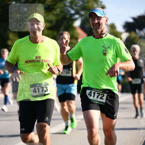01.09.2024 - BARMER Alsterlauf Dr. Thomas Lammeyer http://msf.ph/oto/6894661 01.09.2024 09:30:59 Laufen 4173, 35, 4172 meine-sportfotos.de