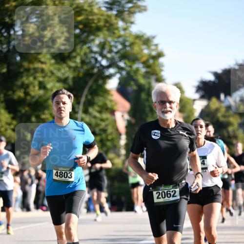 01.09.2024 - BARMER Alsterlauf Dr. Thomas Lammeyer http://msf.ph/oto/6894665 01.09.2024 09:31:01 Laufen 35, 4803, 2062, 4, 254 meine-sportfotos.de
