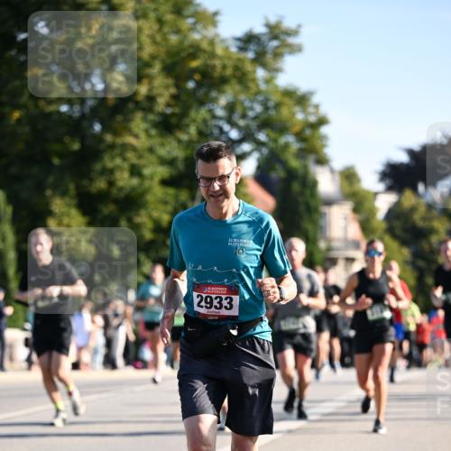 01.09.2024 - BARMER Alsterlauf Dr. Thomas Lammeyer http://msf.ph/oto/6894678 01.09.2024 09:31:05 Laufen 2933 meine-sportfotos.de