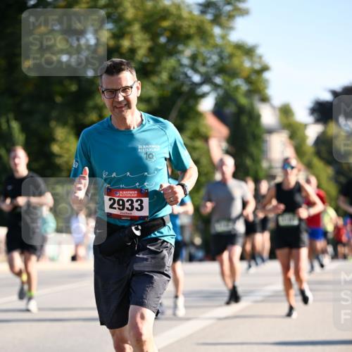 01.09.2024 - BARMER Alsterlauf Dr. Thomas Lammeyer http://msf.ph/oto/6894682 01.09.2024 09:31:05 Laufen 32, 135, 2933 meine-sportfotos.de